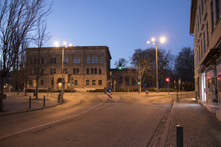 Aktuelle Beleuchtungssituation vor der Planungsphase am Sophienstiftsplatz in Weimar (Blickrichtung Heinrich-Heine-Straße), Bild: Torsten Müller