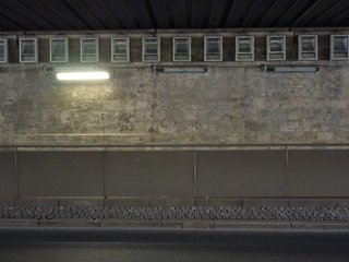 Tunnelleuchten Grundbeleuchtung, Bild: Torsten Müller